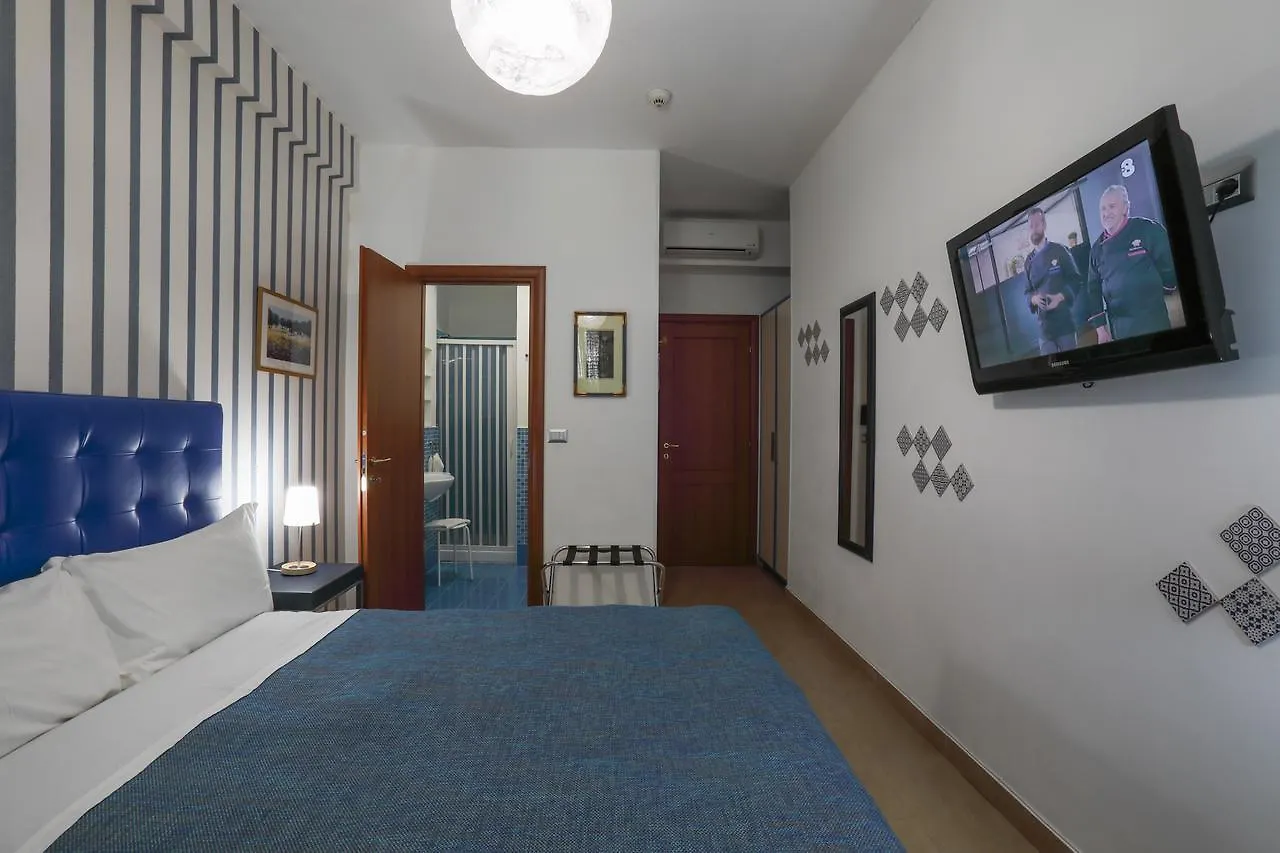 B&B Night&Day Reggio de Calabre 2*,