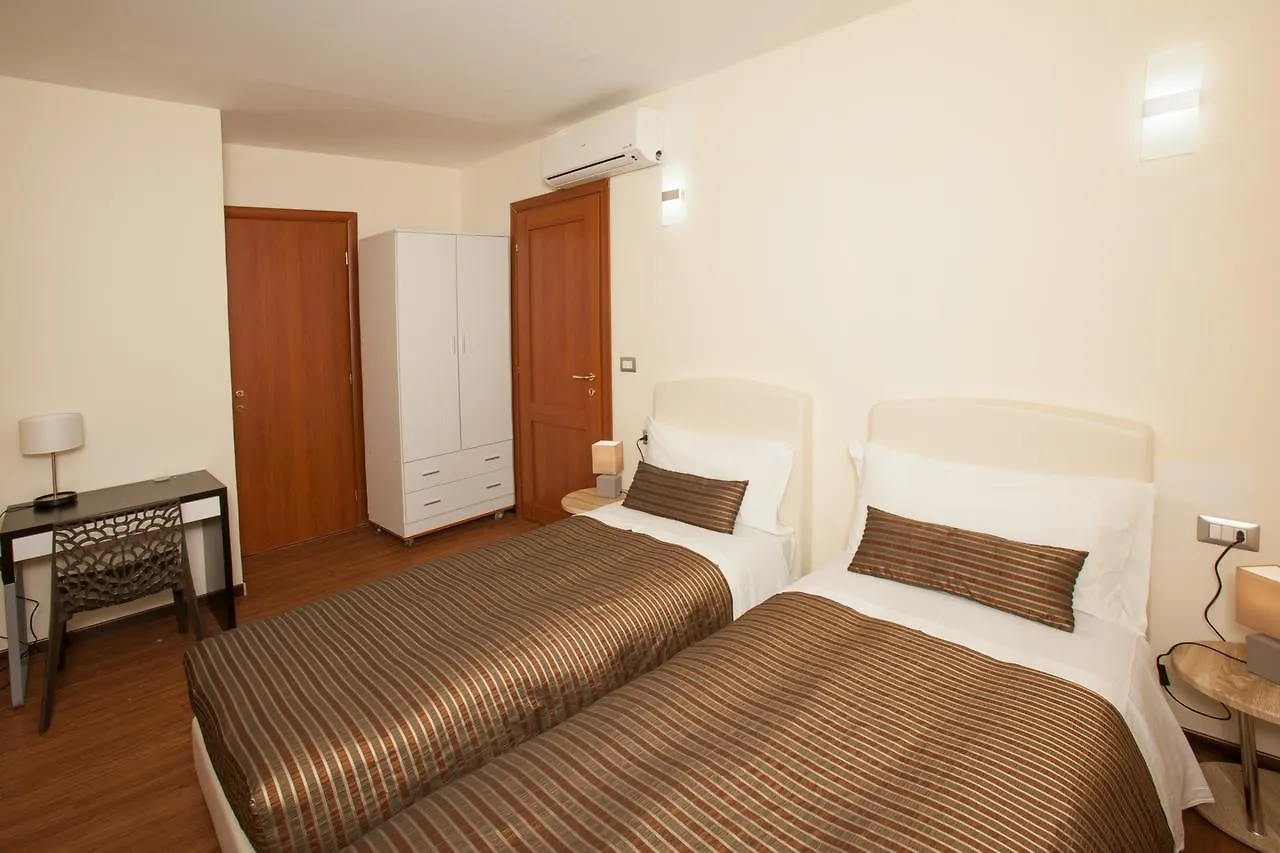 B&B Night&Day Reggio Calabria 2*,  Italy
