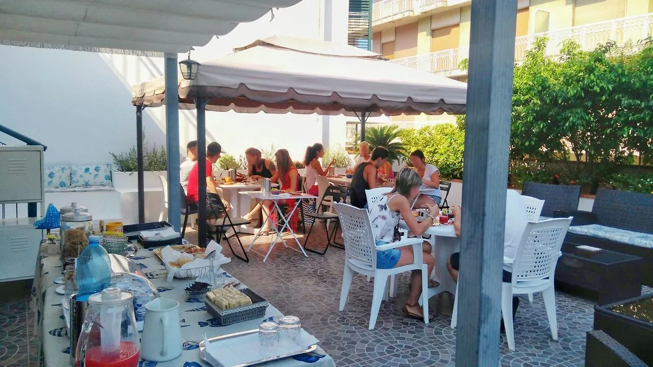 B&B Night&Day Reggio Calabria Bed & Breakfast